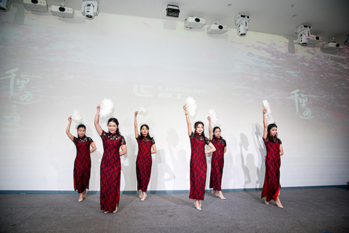 2019年會節(jié)目  婀娜多姿《桃花扇》